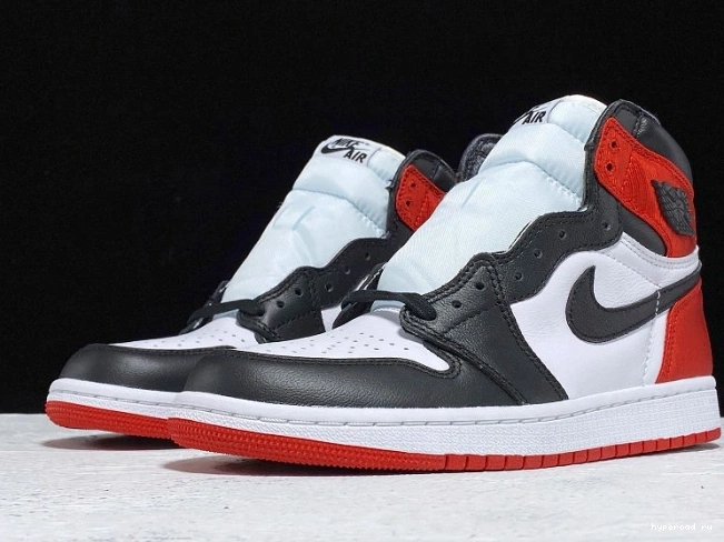 CD0461-016 High Black Jordan Satin 1 Retro Air Toe 1015